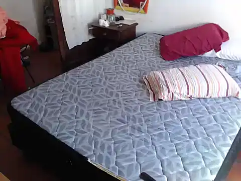 deftoolceles online show from September 26, 2025, 2:24 pm