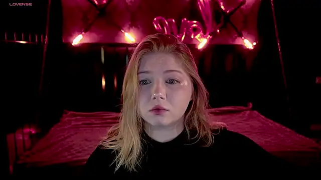 Tinker Belll online show from February 19, 2026, 8:28 pm