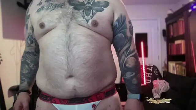BeardedBear999 online show from May 20, 2026, 2:47 pm