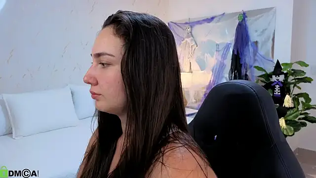 Snapshot of ava_blue chatting on October 21, 2025, 7:46 pm ava blue online show from October 21, 2025, 7:46 pm