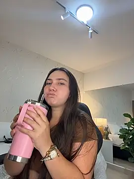 ava blue online show from June 7, 2026, 11:04 am