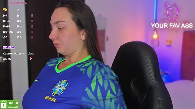 Snapshot of ava_blue chatting on March 11, 2025, 7:47 pm ava blue online show from March 11, 2025, 7:47 pm