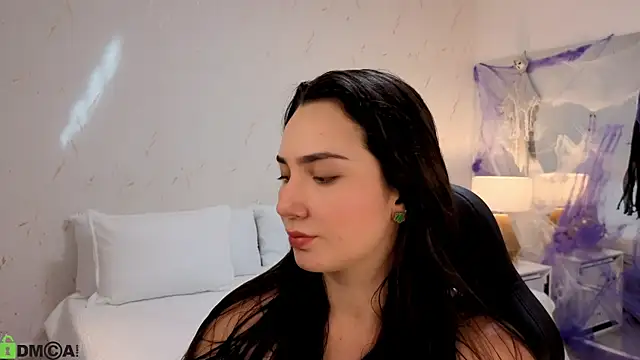 Snapshot of ava_blue chatting on October 28, 2025, 7:46 pm ava blue online show from October 28, 2025, 7:46 pm