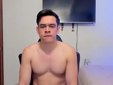 Snapshot of Lucian_Gomez_ chatting on September 20, 2025, 8:58 pm Lucian Gomez online show from September 20, 2025, 8:58 pm