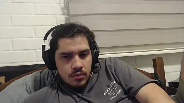 hung weeb online show from October 13, 2025, 1:18 am