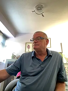 Garry831 online show from September 29, 2025, 9:38 am