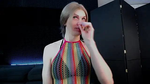 Snapshot of Hardy_Green chatting on September 29, 2025, 3:13 am Hardy Green online show from September 29, 2025, 3:13 am