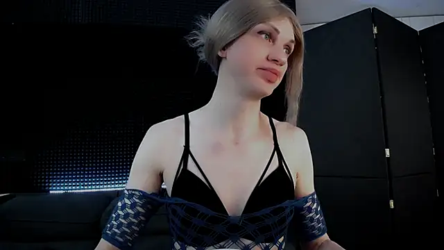 Snapshot of Hardy_Green chatting on October 24, 2025, 3:27 am Hardy Green online show from October 24, 2025, 3:27 am