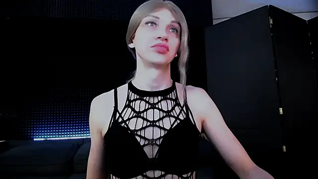 Snapshot of Hardy_Green chatting on October 17, 2025, 4:49 am Hardy Green online show from October 17, 2025, 4:49 am