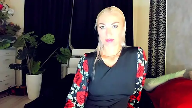 Snapshot of _SABOTAGE_ chatting on May 26, 2026, 1:04 am SABOTAGE online show from May 26, 2026, 1:04 am