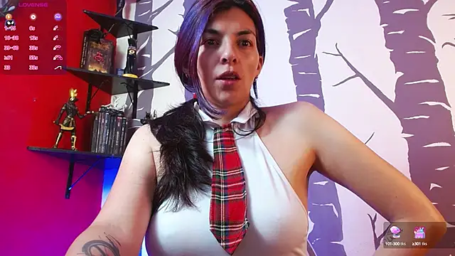 julieth sex1 online show from February 18, 2025, 9:43 am