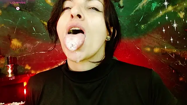 julieth sex1 online show from May 14, 2026, 9:50 am
