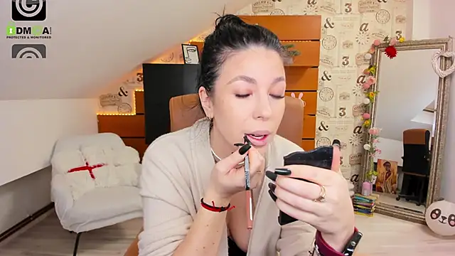 EmillyTaylor online show from February 4, 2026, 4:29 am