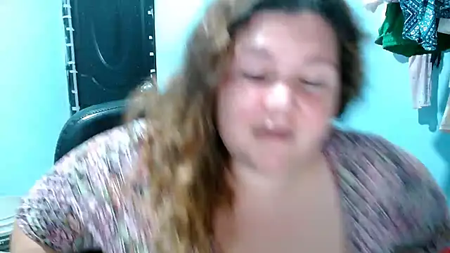 Snapshot of squirt322bbw chatting on October 25, 2025, 12:21 am squirt322bbw online show from October 25, 2025, 12:21 am