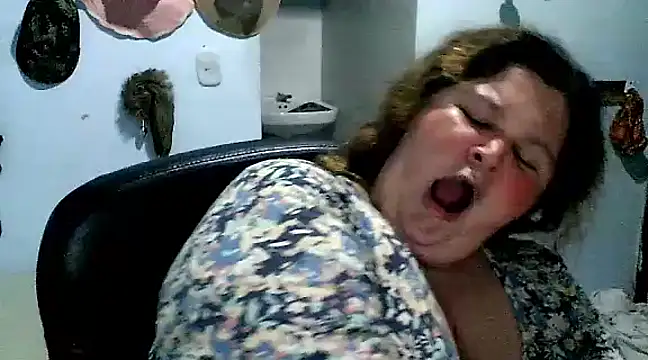 squirt322bbw online show from March 20, 2025, 9:13 pm