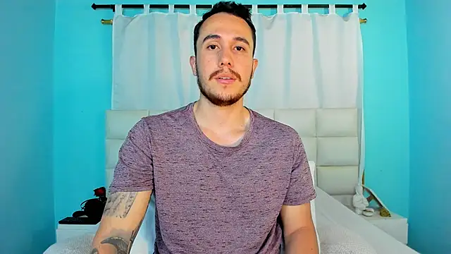 juan  jimenez online show from December 4, 2025, 11:37 pm