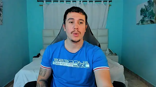 juan  jimenez online show from April 20, 2026, 8:43 pm