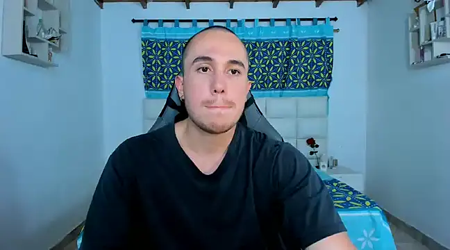 juan  jimenez online show from February 10, 2025, 12:19 am