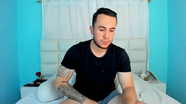 Snapshot of juan__jimenez chatting on October 17, 2025, 7:59 pm juan  jimenez online show from October 17, 2025, 7:59 pm