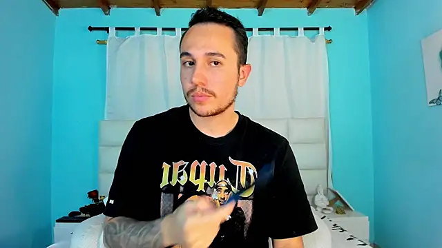 juan  jimenez online show from November 10, 2025, 3:44 am