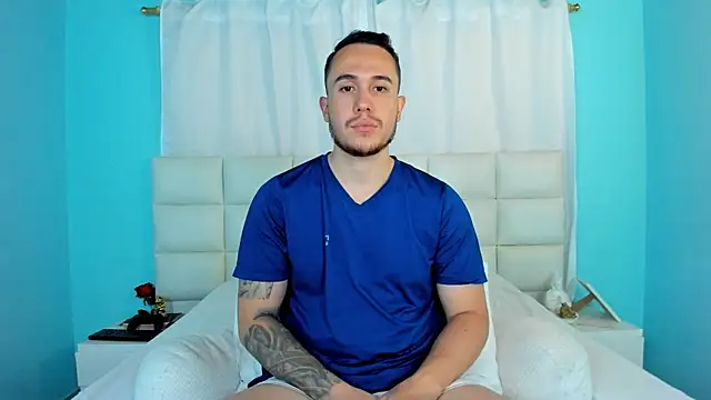 Snapshot of juan__jimenez chatting on October 3, 2025, 6:09 pm juan  jimenez online show from October 3, 2025, 6:09 pm