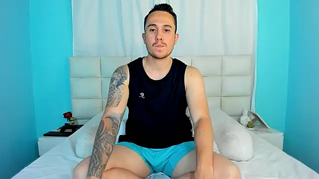 Snapshot of juan__jimenez chatting on October 24, 2025, 9:03 pm juan  jimenez online show from October 24, 2025, 9:03 pm