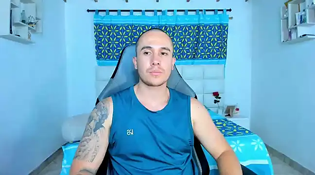 juan  jimenez online show from January 19, 2025, 1:32 am