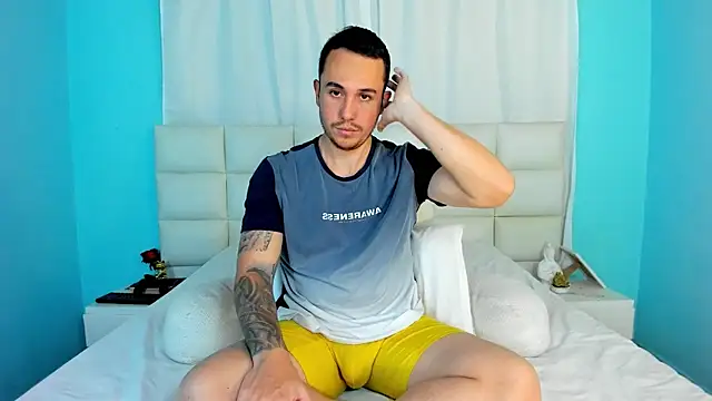 Snapshot of juan__jimenez chatting on October 22, 2025, 9:24 pm juan  jimenez online show from October 22, 2025, 9:24 pm