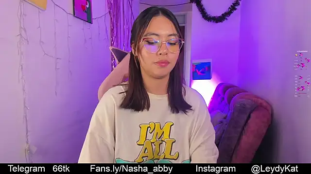 Nasha abby online show from December 11, 2024, 9:23 pm