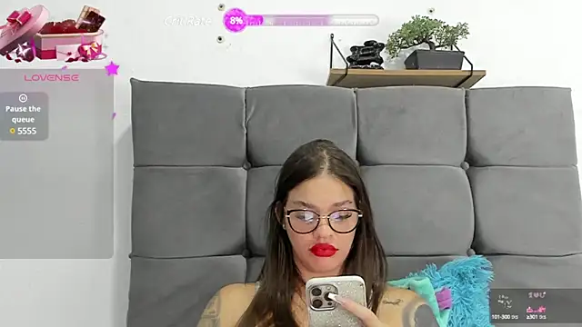 zoe69x online show from January 22, 2025, 5:05 am
