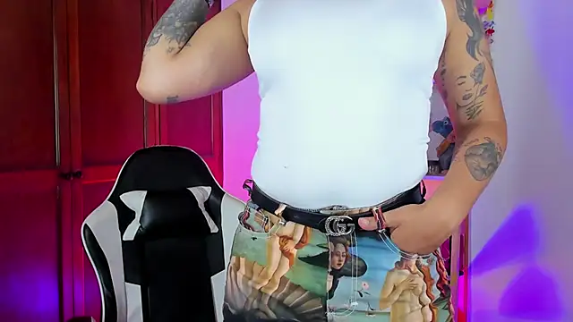 eymy-hadid online show from November 11, 2025, 9:31 pm