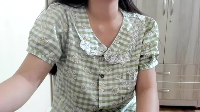 Snapshot of Beauty_Asian_Tina chatting on March 15, 2025, 11:51 am Beauty Asian Tina online show from March 15, 2025, 11:51 am