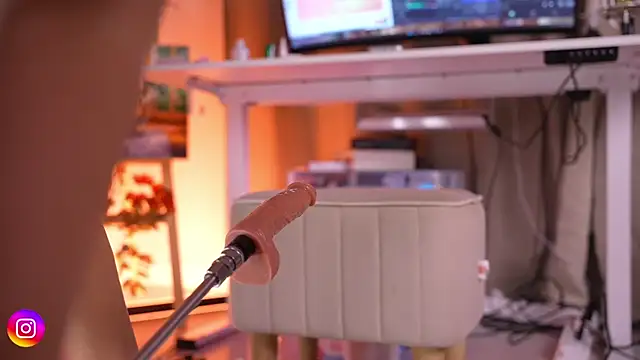 Lilevame online show from November 7, 2025, 2:43 pm