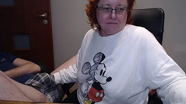 JoannaAndNeighbour online show from February 6, 2025, 5:30 pm