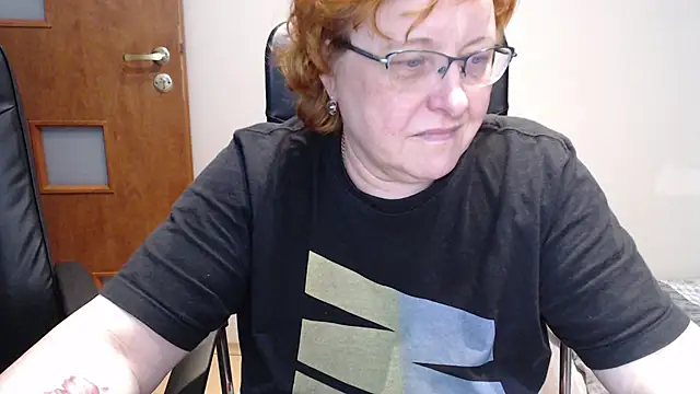 JoannaAndNeighbour online show from February 17, 2025, 11:34 am