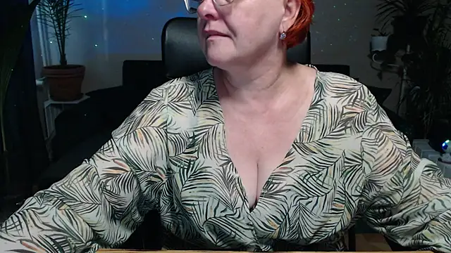 JoannaAndNeighbour online show from September 10, 2025, 7:40 am
