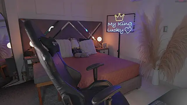 KateOwens online show from November 29, 2025, 12:05 pm