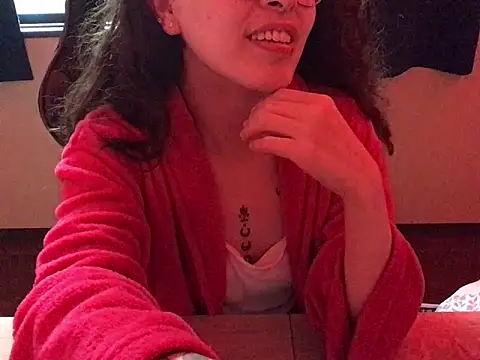 Snapshot of YumieCp chatting on March 12, 2025, 11:21 am YumieCp online show from March 12, 2025, 11:21 am