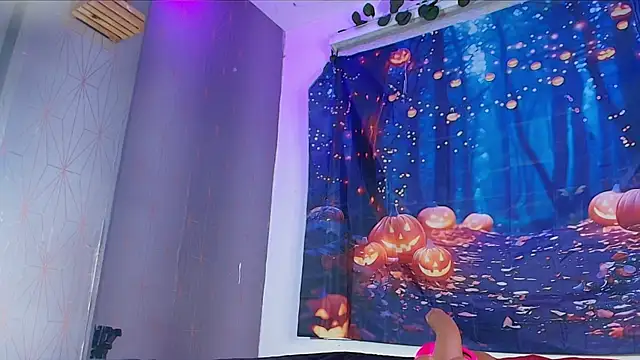 Snapshot of zzoe_ chatting on October 5, 2025, 3:08 am zzoe  online show from October 5, 2025, 3:08 am