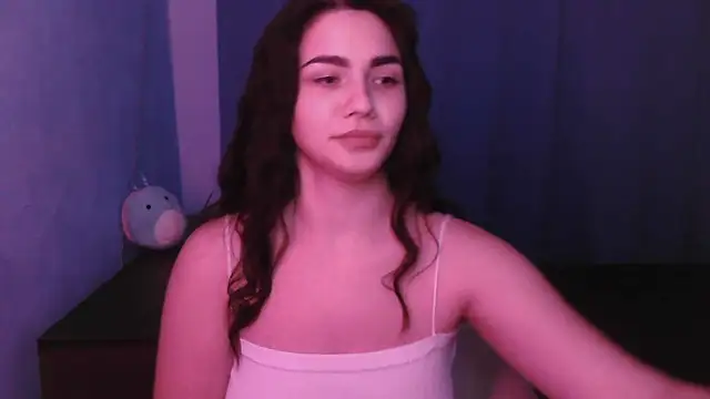 HannahMeid online show from December 16, 2024, 7:54 pm