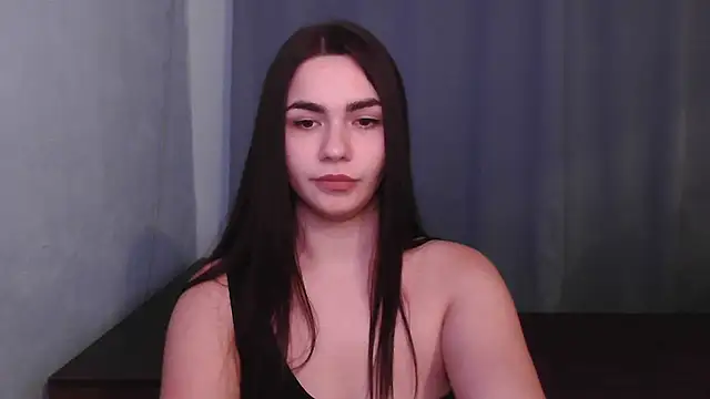HannahMeid online show from December 11, 2024, 9:12 pm