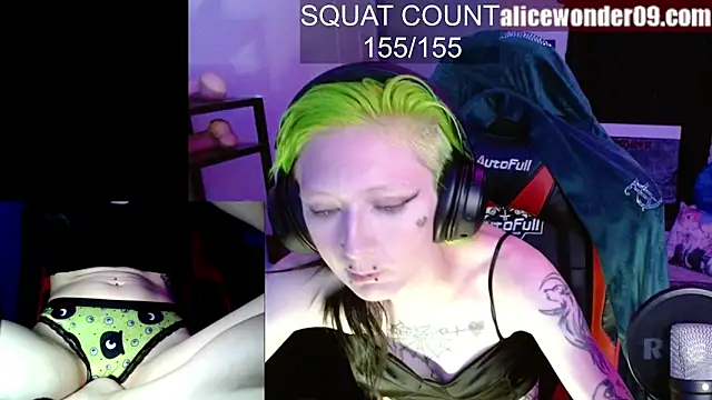 Snapshot of alicewonder09 chatting on October 19, 2025, 4:48 am alicewonder09 online show from October 19, 2025, 4:48 am