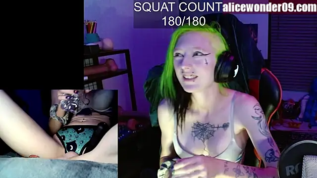 Snapshot of alicewonder09 chatting on October 3, 2025, 4:47 am alicewonder09 online show from October 3, 2025, 4:47 am