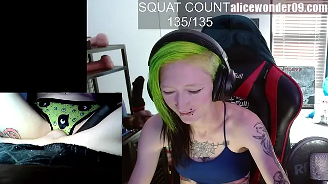 Snapshot of alicewonder09 chatting on October 15, 2025, 5:32 pm alicewonder09 online show from October 15, 2025, 5:32 pm