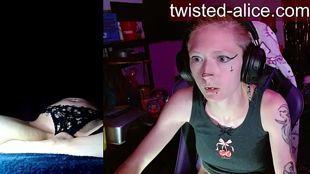 alicewonder09 online show from May 24, 2026, 3:17 am