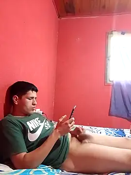 Snapshot of ynose2 chatting on October 17, 2025, 5:37 pm ynose2 online show from October 17, 2025, 5:37 pm