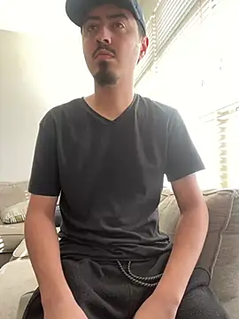 Snapshot of Bbyboyivan chatting on January 5, 2025, 7:49 pm Bbyboyivan online show from January 5, 2025, 7:49 pm