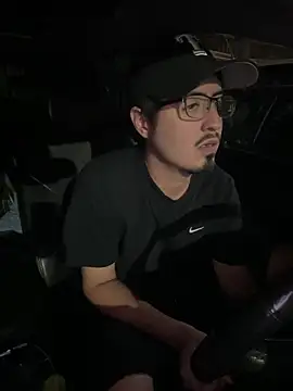 Bbyboyivan online show from April 19, 2026, 4:24 am