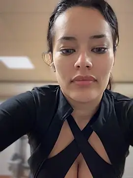 MistressBelleNoire online show from February 5, 2025, 1:37 am