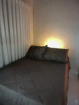 Snapshot of shannol_ryan chatting on February 15, 2026, 1:06 am shannol ryan online show from February 15, 2026, 1:06 am